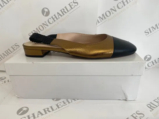 BOXED PAIR OF BALLARETTE ROMA SHOES SIZE 40