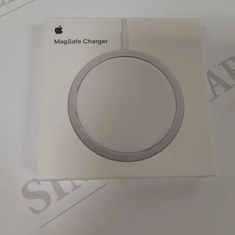 4 APPLE MAG SAFE CHARGER