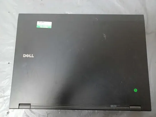 DELL LATITUDE E5500	15 INCH	CORE 2 DUO P8400 2.26GHZ