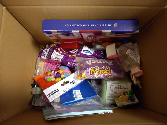 BOX OF APPROX 20 ASSORTED CRAFT ITEMS TO INCLUDE PAINT YOUR OWN UNICORN, CRAYOLA CRAYONS, LOOM BANDS, BALLOONS