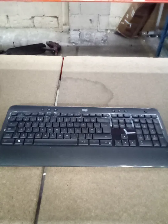 BOXED LOGITECH MK540 WIRELESS KEYBOARD 