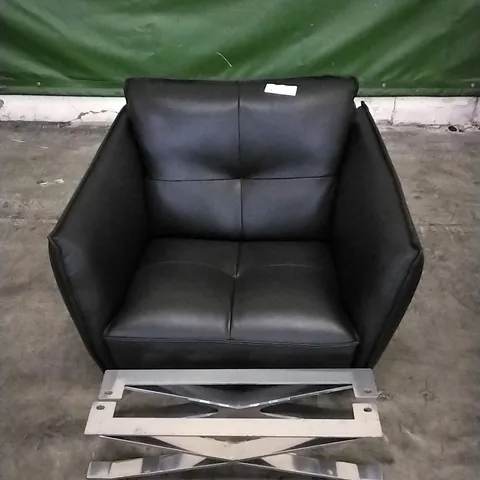 QUALITY ITALIAN DESIGNER SEVILLE BLACK LEATHER ARMCHAIR WITH CHROME LEGS