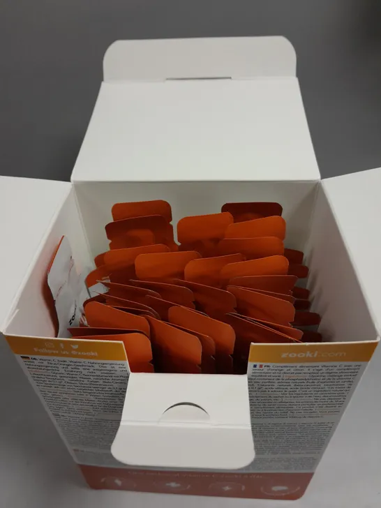 APPROXIMATELY 25 ZOOKI VITAMIN C CITRUS ORANGE SACHETS 