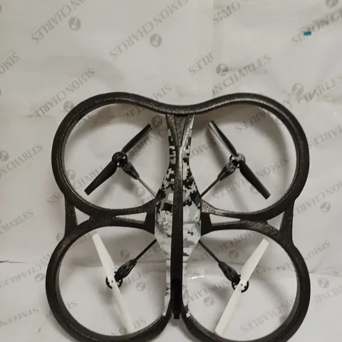 PARROT AR DRONE 2.0 - ELITE EDITION 