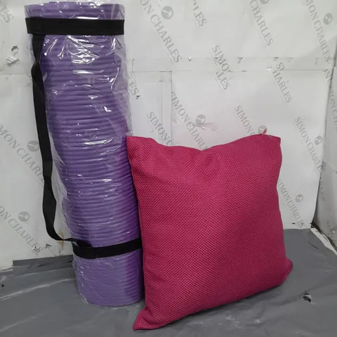 APPROXIMATELY 5 ASSORTED ITEMS TO INCLUDE YOGA MAT, DUNELM BARKWEAVE CUSHION 