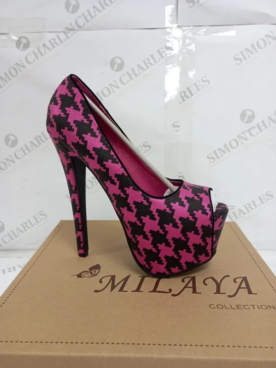 BOX OF 12 PAIRS OF MILAYA BLACK & PINK HIGH HEELS 