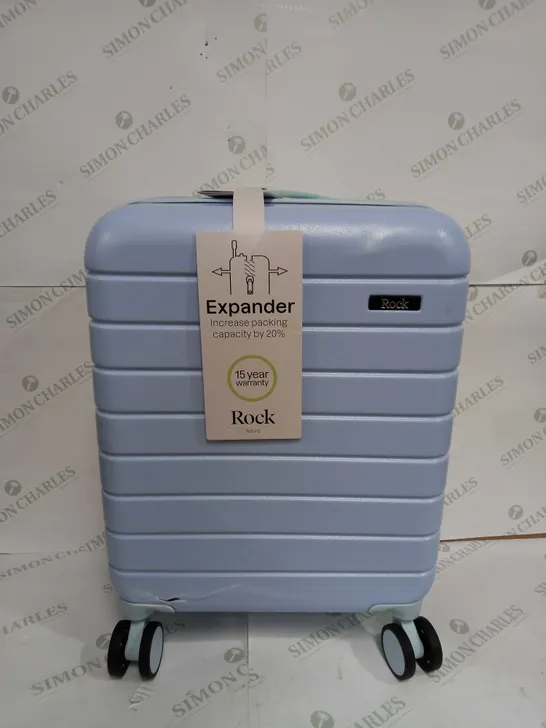 NOVO CARRY ON 8 WHEEL SUITCASE -PASTEL RRP £80