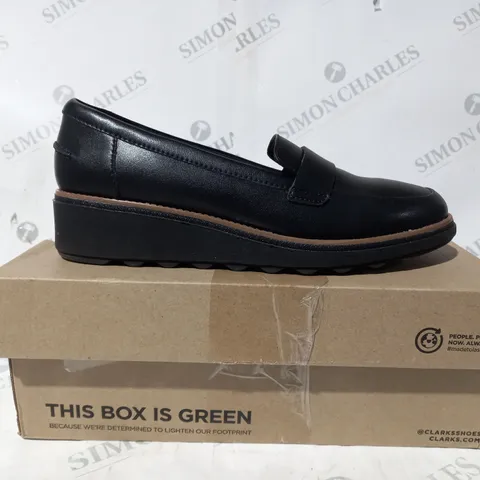 BOXED PAIR OF CLARKS SHARON LOAFERS IN BLACK UK SIZE 8 