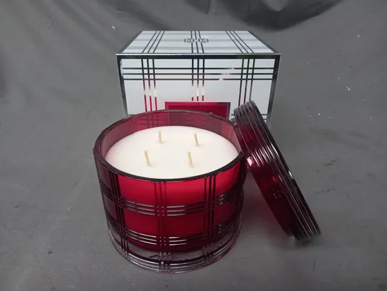 BOXED SLATKIN & CO SCARLET WOODS SCENTED CANDLE