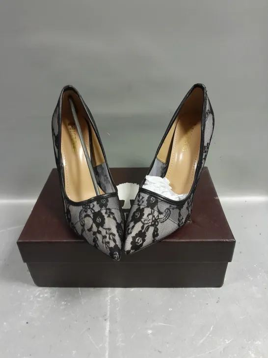 BOXED PAIR OF BIG TREE LACE HIGH HEEL SHOES - 5