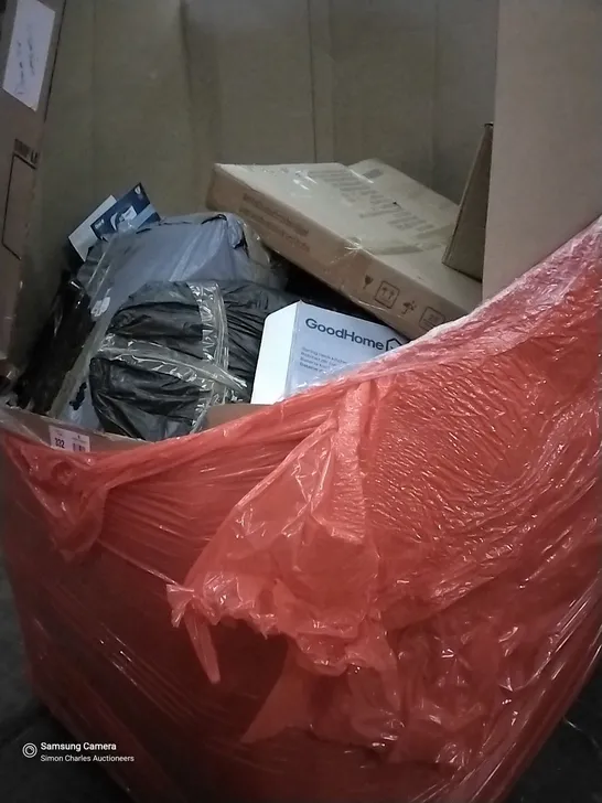 PALLET OF ASSORTED ITEMS INCLUDING, RETRAVFABLE SAFETY GATE, SPRJNB NECK KITCHEN MIXER TAP, FOLDKNG SADK TRUCK, FABRIC LINEN BOX., 