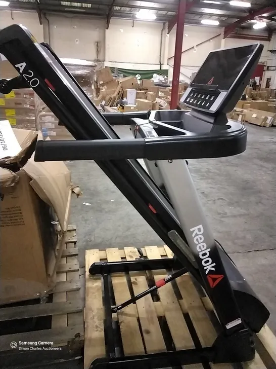 REEBOK ASTRORIDE A2.0 TREADMILL