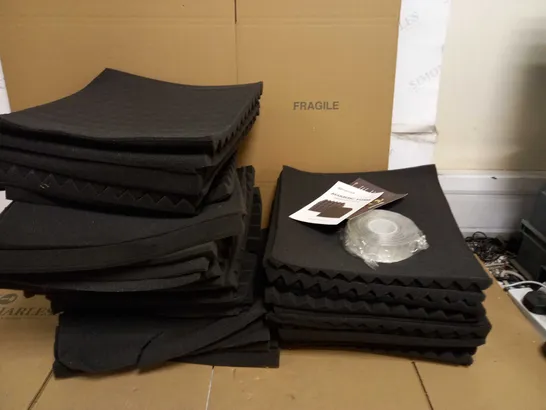 BOX OF APPROX 40 FOCUSOUND ACOUSTIC SOUNDPROOFING PANELS