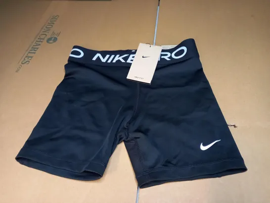 CHILDRENS NIKE PRO SHORTS SIZE L