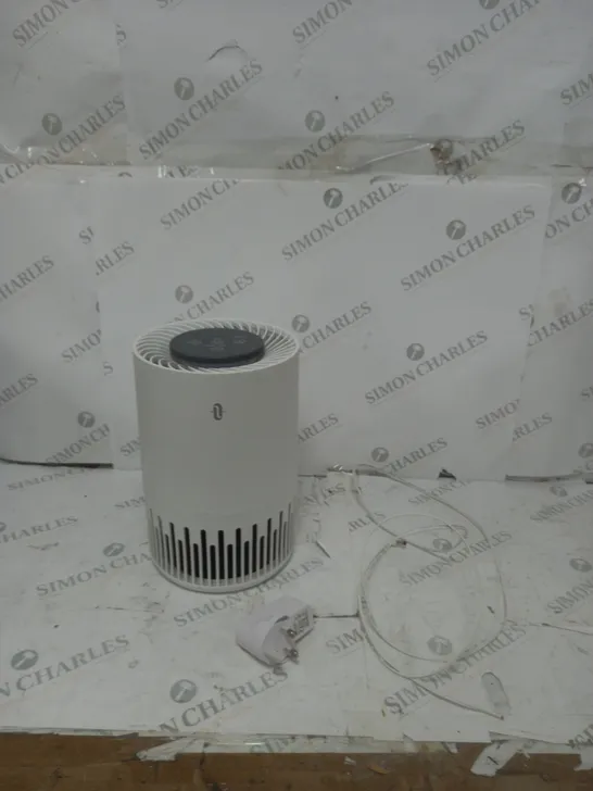 WHITE WIRED HUMIDIFIER - UNBOXED 