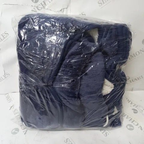 COZEE HOME OVERSIZED HEATED WRAP IN NAVY