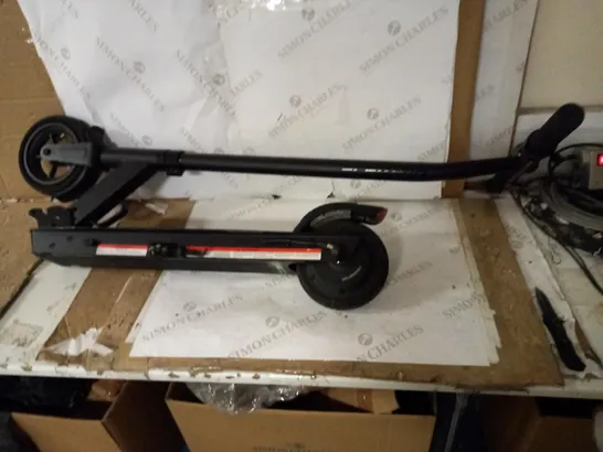 SCHWINN TONE 2 ADULT ELECTRIC SCOOTER - COLLECTION ONLY 