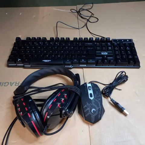 ORZLY RX250 ESSENTIAL PACK WITH KEYBOARD, MOUSE, HEADPHONES AND MOUSEPAD