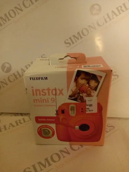 BRAND NEW BOXED FUJIFILM INSTAX MINI 9 INSTANT CAMERA