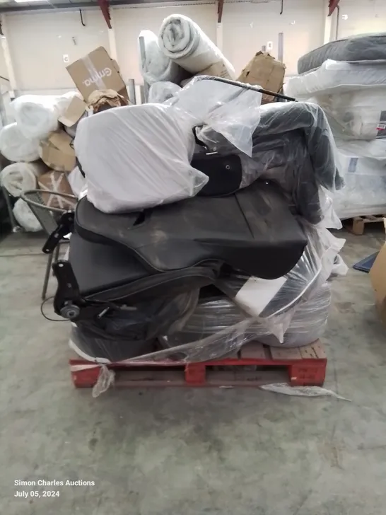 PALLET OF MIXED VARIOUS FURNITURE PARTS AND CHAIRS