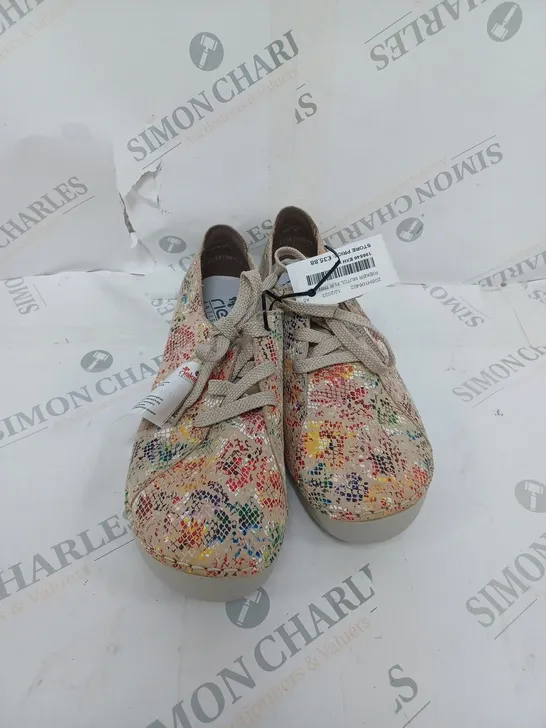 RIEKER MULTICOLOURED FLORAL PRINT TRAINER SIZE 8