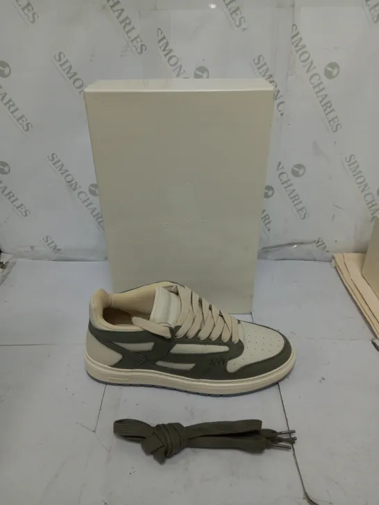 BOXED PAIR OF REPRESENT REPTOR LOW KHAKI/CREAM SIZE 42 