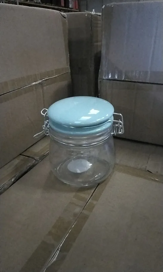 PALLET OF APPROXIMATELY 32 X BOXES OF BRAND NEW GEORGE HOME 500ML MINT CERAMIC CLIP LID JARS - 24 JARS PER BOX 