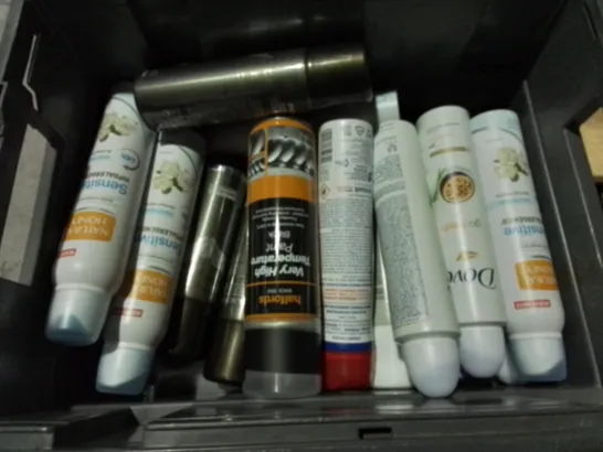 LOT OF 20 ASSORTED AEROSOLS TO INCLUDE HIGH TEMP PAINT, POLYURETHANE FINISH AND DEODORANTS - COLLECTION ONLY 