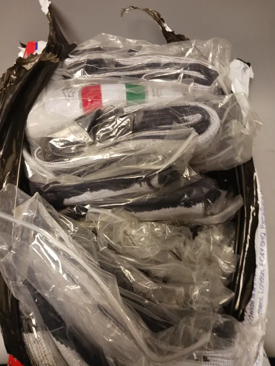 14 X ADIDAS ITALY RUGBY SUPPORTERS SCARVES 