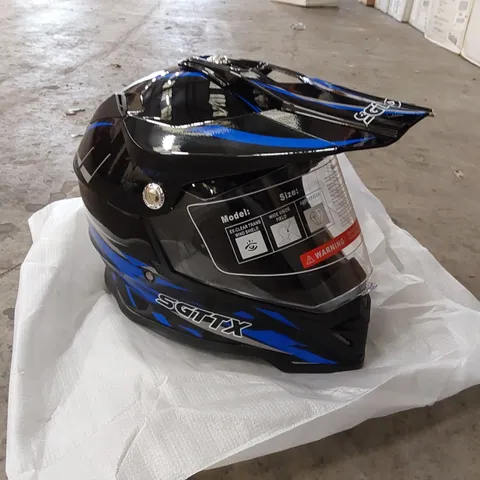 BRAND NEW BOXED MOTORCYCLE SAFETY HELMET - SIZE SMALL (1 BOX)