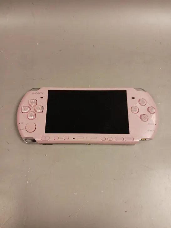 SONY PSP HANDHELD CONSOLE IN PINK 