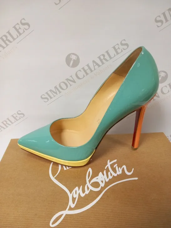 BOXED CHRISTIAN LOUBOUTIN VERSION AQUAMAR SIZE EU 36