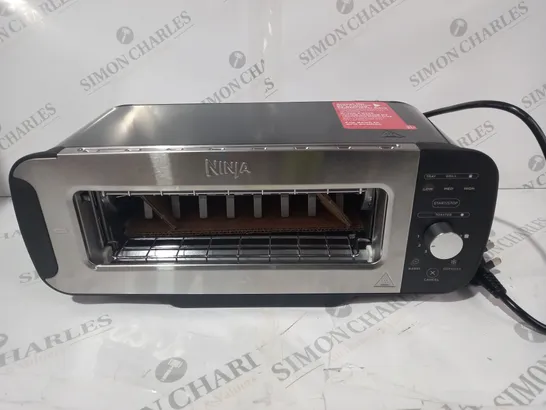 BOXED NINJA 2-IN-1 TOASTER & GRILL ST100UK