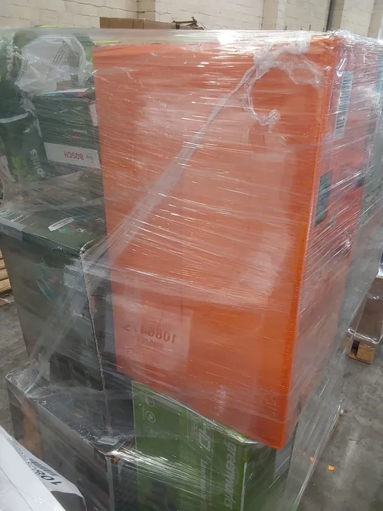 PALLET OF APPROXIMATELY 12 UNPROCESSED RAW RETURN HOUSEHOLD AND ELECTRICAL GOODS TO INCLUDE;