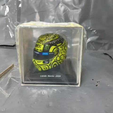 SEALED LANDO NORRIS 2024 1:5 SCALE HELMET