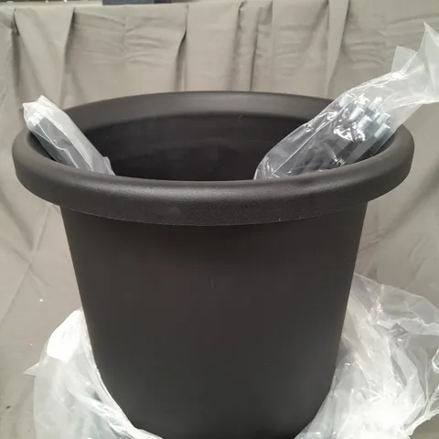 BOXED CASA FLORA TRELLIS PLANTER (BLACK 150CM)