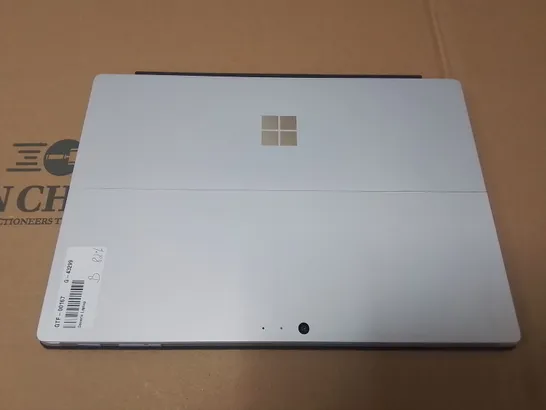 UNBOXED MICROSOFT SURFACE PRO 4 128GB WITH DETACHABLE KEYBOARD