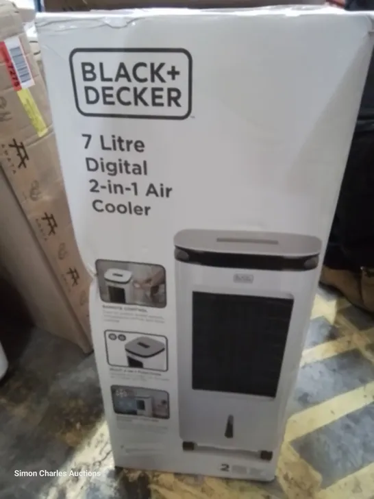 BOXED BLACK & DECKER 2 IN 1 DIGITAL AIR COOLER 7L