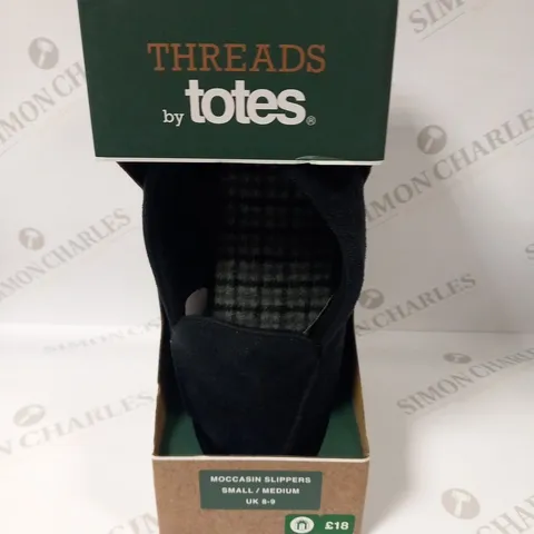 BOXED THREADS BY TOTES MOCCASIN SLIPPERS SIZE 8-9