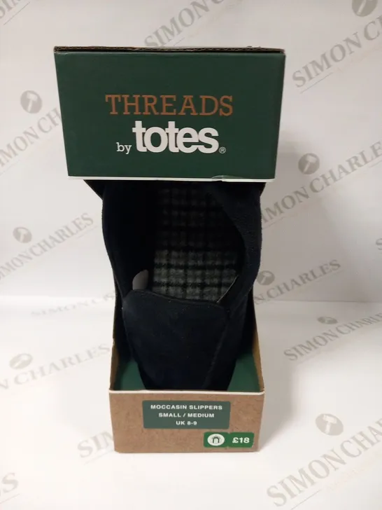 BOXED THREADS BY TOTES MOCCASIN SLIPPERS SIZE 8-9