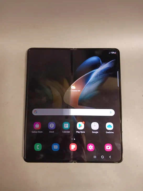 SAMSUNG GALAXY Z FOLD 4 SMARTPHONE 