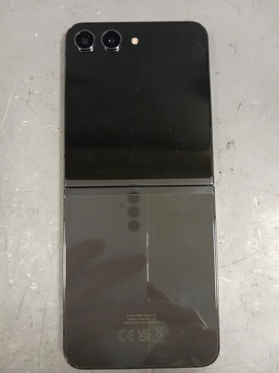 SAMSUNG GALAXY Z FLIP5 SMARTPHONE 