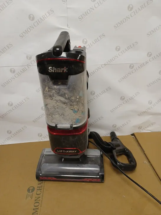 SHARK UPRIGHT VACUUM CLEANER NV602UKT