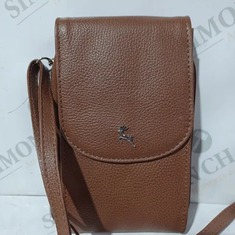 ASHWOOD PHONE CROSSBODY BAG IN BROWN