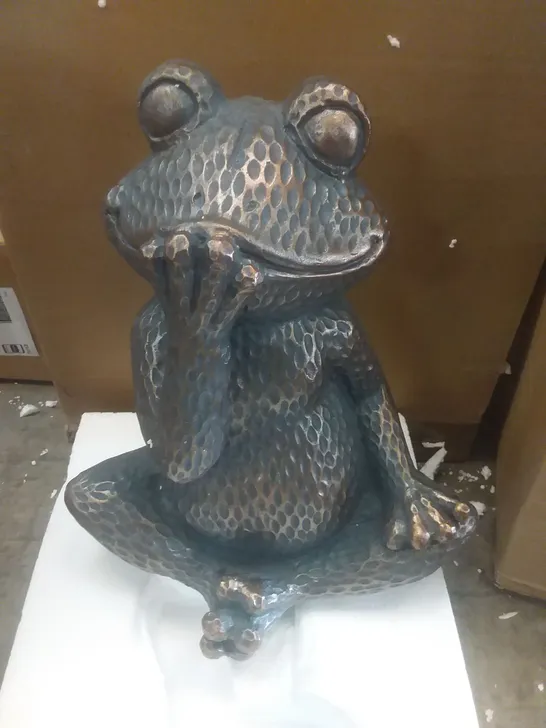 BOXED HEAR NO EVIL FROG STATUE 