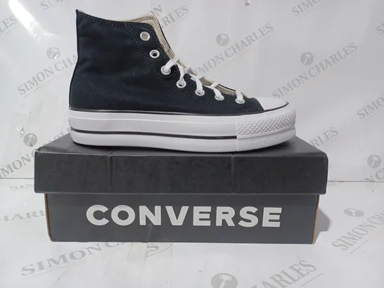 BOXED PAIR OF CONVERSE CANVAS SHOES IN BLACK UK SIZE 6.5