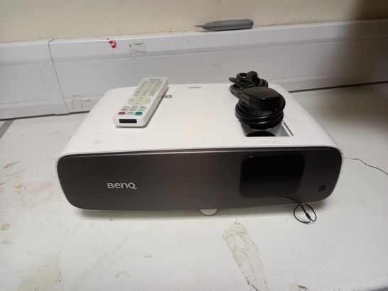 BENQ W2700 4K HDR CINEMATIC PROJECTOR