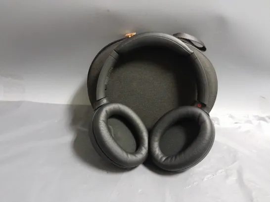 SONY HEADPHONES WH-1000XM4 WITH CASE