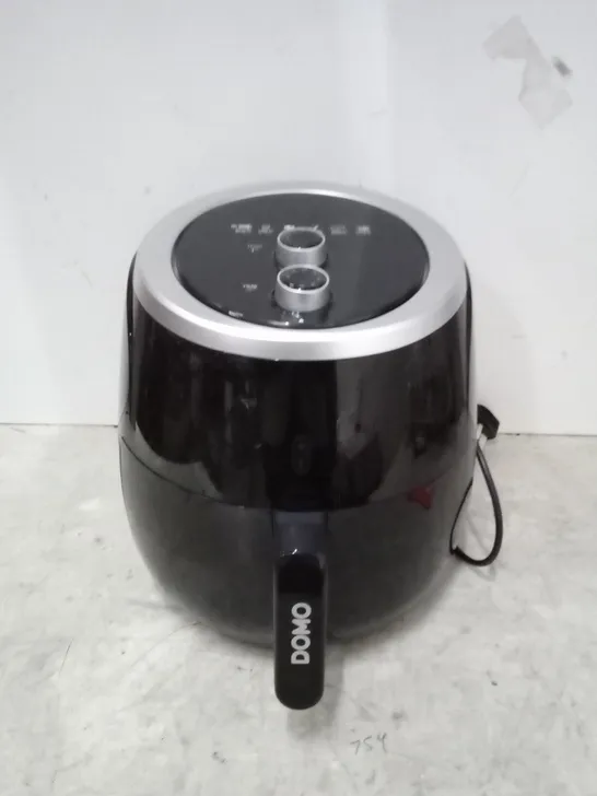 (FAULTY) BOXED DOMO DELI FRYER MULTIFUNCTIONAL OVEN