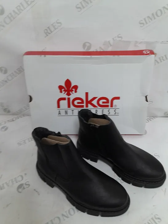 BOXED PAIR OF RIEKER CHUNKY ANKLE BOOTS IN BLACK - SIZE 3.5